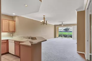 8406 Wethersfield Run, Lakewood Ranch, FL 34202 - Photo 9