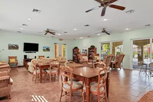 8406 Wethersfield Run, Lakewood Ranch, FL 34202 - Photo 43