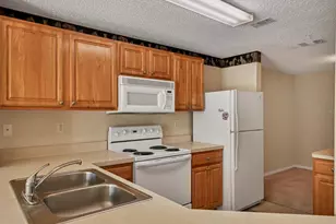 4763 Travini Cir, Sarasota, FL 34235 - Photo 13