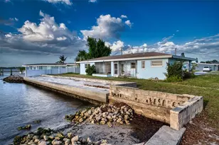 210 21st St NE, Bradenton, FL 34208 - Photo 7