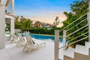 6536 Peacock Rd, Sarasota, FL 34242 - Photo 79