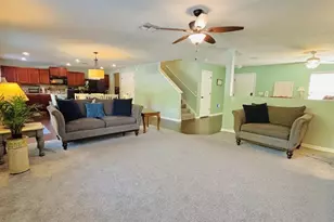 11521 Southern Creek Dr, Gibsonton, FL 33534 - Photo 3