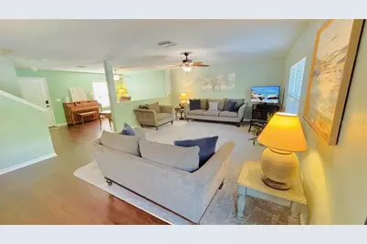 11521 Southern Creek Drive, Gibsonton, FL 33534 - Photo 3