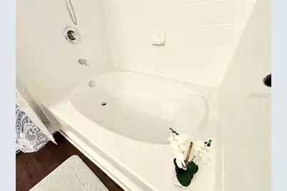 11521 Southern Creek Drive, Gibsonton, FL 33534 - Photo 13