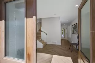 119 McKinley Dr, Sarasota, FL 34236 - Photo 5