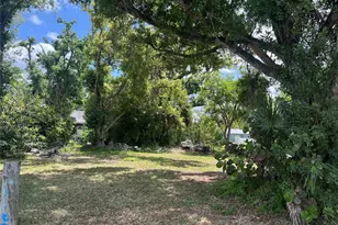 5628 24th St E, Bradenton, FL 34203 - Photo 7