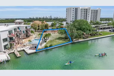 9244 Midnight Pass Road, Sarasota, FL 34242 - Photo 3