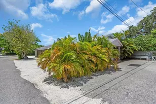 1761 Siesta Dr & 1760 Wisconsin Ln, Sarasota, FL 34239 - Photo 25