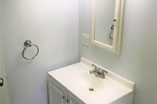 2541 Floyd St, Sarasota, FL 34239 - Photo 11