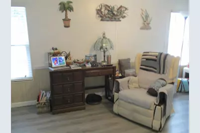 5208 5th B Street E, Bradenton, FL 34203 - Photo 9