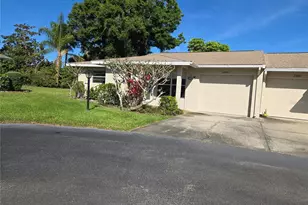 2974 Captiva Gardens Dr, Sarasota, FL 34231 - Photo 1