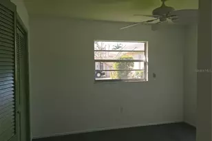 2974 Captiva Gardens Dr, Sarasota, FL 34231 - Photo 7