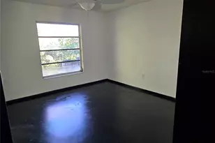 2974 Captiva Gardens Dr, Sarasota, FL 34231 - Photo 11