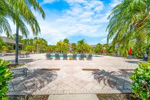 8933 Manor Loop, Lakewood Ranch, FL 34202 - Photo 29