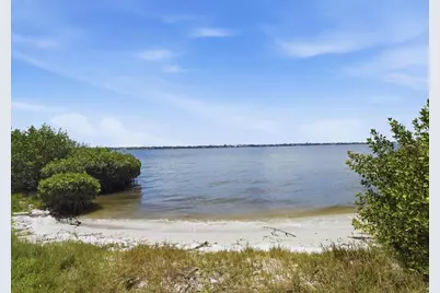 2111 4th St Court W, Palmetto, FL 34221 - Photo 5