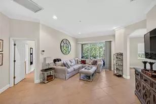 8229 Miramar Way, Lakewood Ranch, FL 34202 - Photo 5