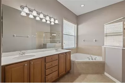 12150 Maple Ridge Drive, Parrish, FL 34219 - Photo 15