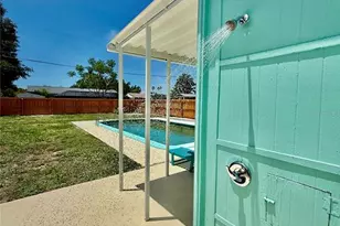 920 Myrtle Ave, Venice, FL 34285 - Photo 37