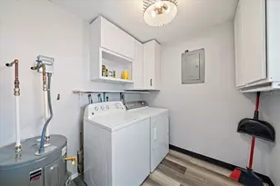 920 Myrtle Ave, Venice, FL 34285 - Photo 25
