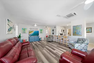 920 Myrtle Ave, Venice, FL 34285 - Photo 3