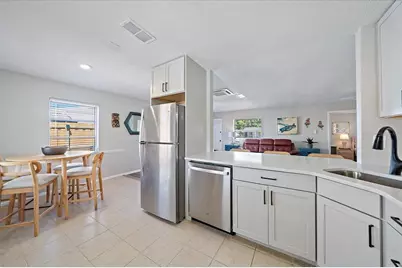 920 Myrtle Avenue, Venice, FL 34285 - Photo 13