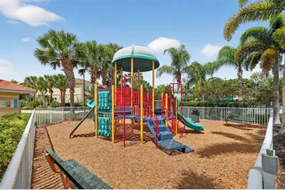 3736 82nd Avenue Circle E #105, Sarasota, FL 34243 - Photo 31