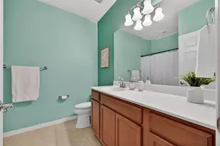 3736 82nd Ave Cir E, Sarasota, FL 34243 - Photo 21