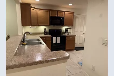 1097 Hollyhock Way, The Villages, FL 32163 - Photo 3