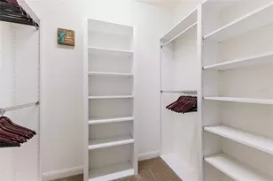 1564 Napoli Dr W, Sarasota, FL 34232 - Photo 17