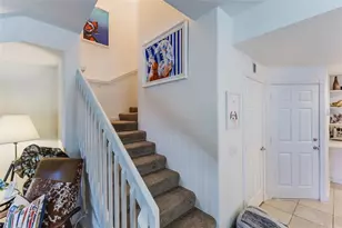 1564 Napoli Dr W, Sarasota, FL 34232 - Photo 13