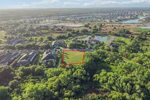 3433 Founders Club Dr, Sarasota, FL 34240 - Photo 37