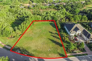 3433 Founders Club Dr, Sarasota, FL 34240 - Photo 7