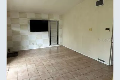 3707 Schwalbe Drive, Sarasota, FL 34235 - Photo 7