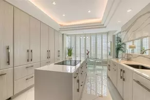 415 L Ambiance Dr, Longboat Key, FL 34228 - Photo 21