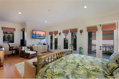 518 58th Street, Holmes Beach, FL 34217 - Photo 11