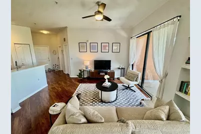 8319 38th Street Circle E #305, Sarasota, FL 34243 - Photo 9