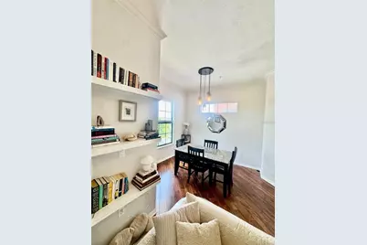 8319 38th Street Circle E #305, Sarasota, FL 34243 - Photo 11