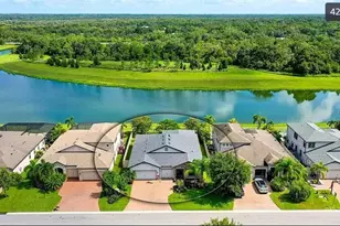 727 129th St NE, Bradenton, FL 34212 - Photo 1