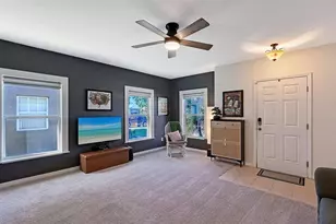 2306 29th Ave E, Palmetto, FL 34221 - Photo 7