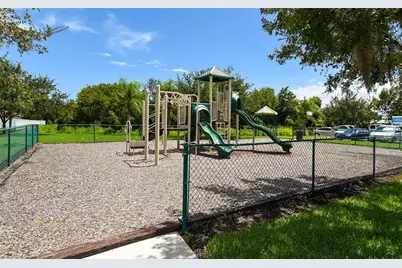 2306 29th Avenue E, Palmetto, FL 34221 - Photo 35