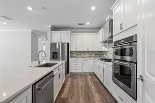 17907 Eastbrook Ter, Bradenton, FL 34202 - Photo 7