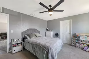 2446 Carnation Ct, North Port, FL 34289 - Photo 37