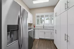 5618 Britannia Dr, Sarasota, FL 34231 - Photo 43