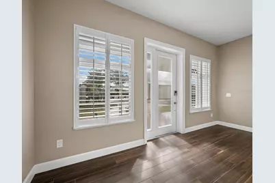 5618 Britannia Drive, Sarasota, FL 34231 - Photo 13
