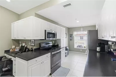 7532 Marsh Orchid Circle #201, Bradenton, FL 34203 - Photo 15