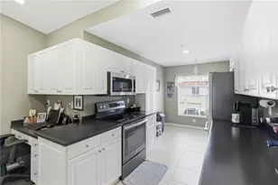 7532 Marsh Orchid Cir, Bradenton, FL 34203 - Photo 15