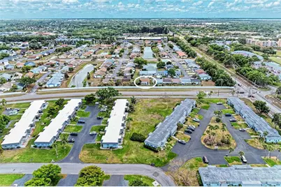 4110 39th Ave W, Bradenton, FL 34205 - Photo 3