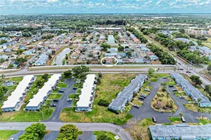 4110 39th Ave W, Bradenton, FL 34205 - Photo 3