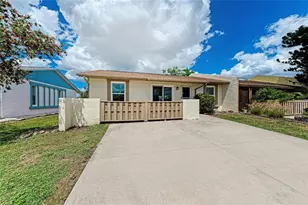 4110 39th Ave W, Bradenton, FL 34205 - Photo 5