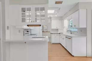 5511 10th Ave Dr W, Bradenton, FL 34209 - Photo 13